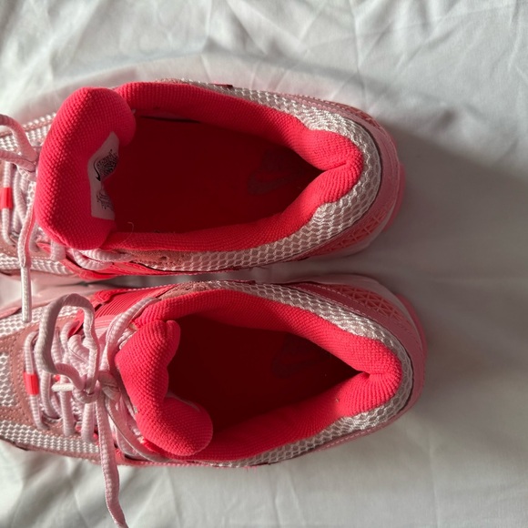 Nike Zoom Vomero 5 “triple pink” - Picture 7 of 8